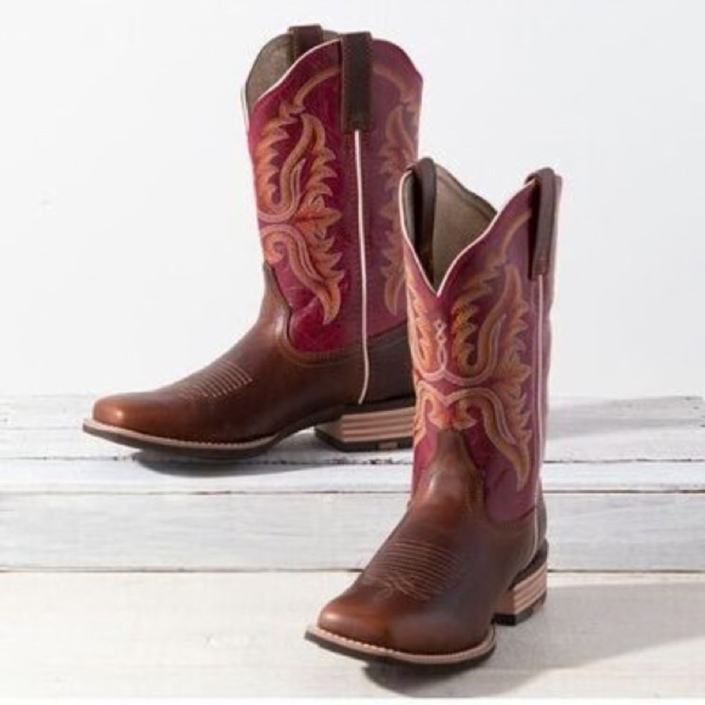 NEW Ariat Brown and Pink Western Cowboy Boots